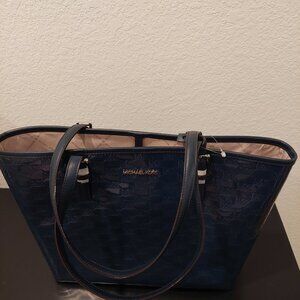 Michael Kors Navy Jet set medium carryall